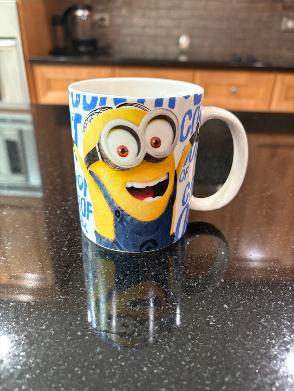 ZAK Minions Yellow Ceramic Coffee Mug Licensed Character Design OUT OF CONTROL